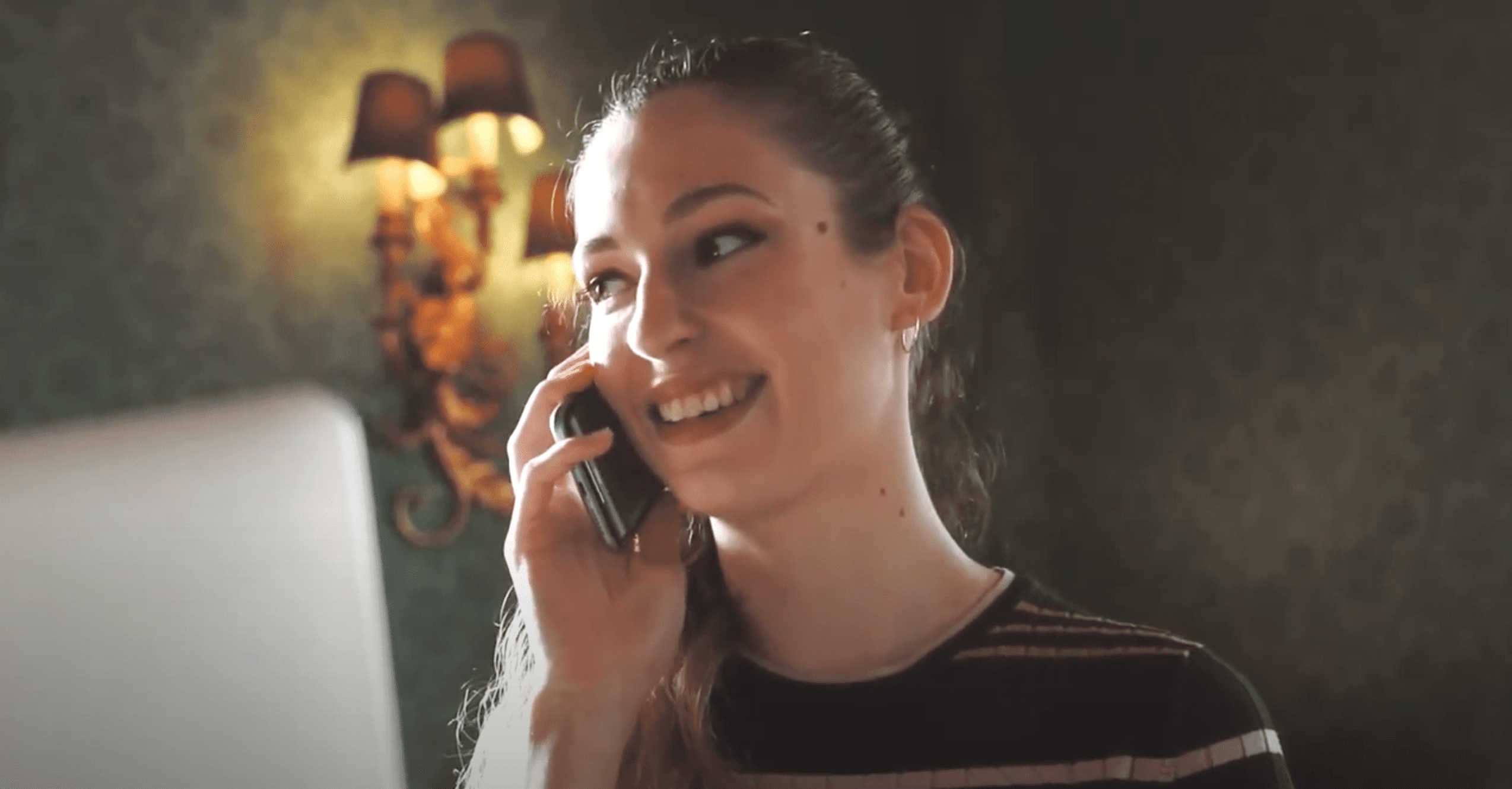Załaduj film: VAnilla Telecoms Unlimited Maltese Calls